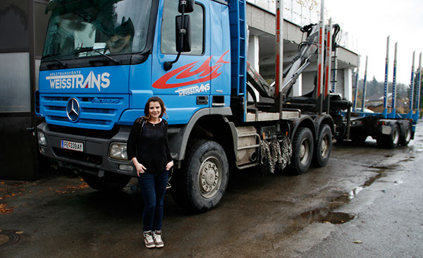 Weiss mit Lkw 4